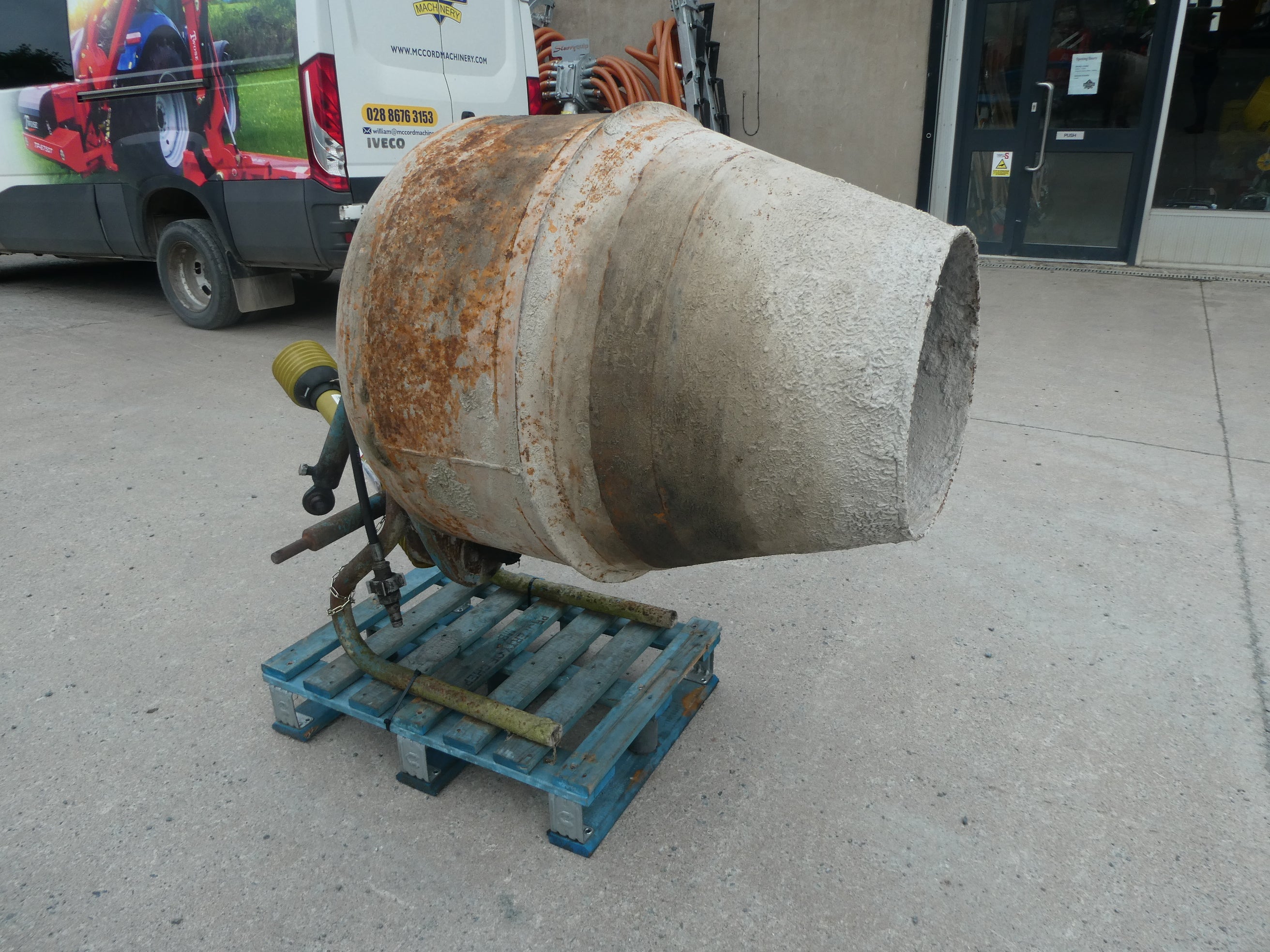 Rear Tip PTO cement Mixer