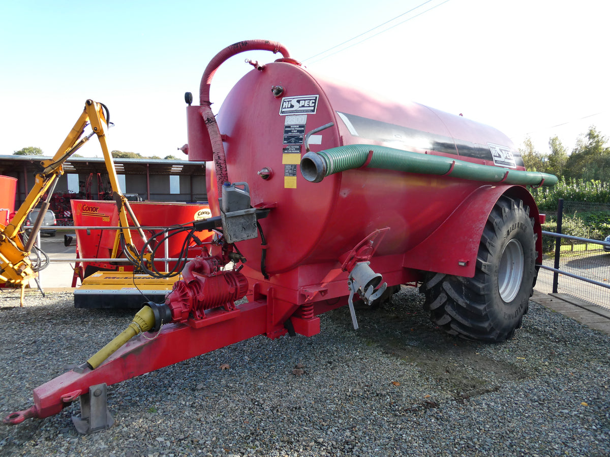 Hi Spec 2300 gallon tanker