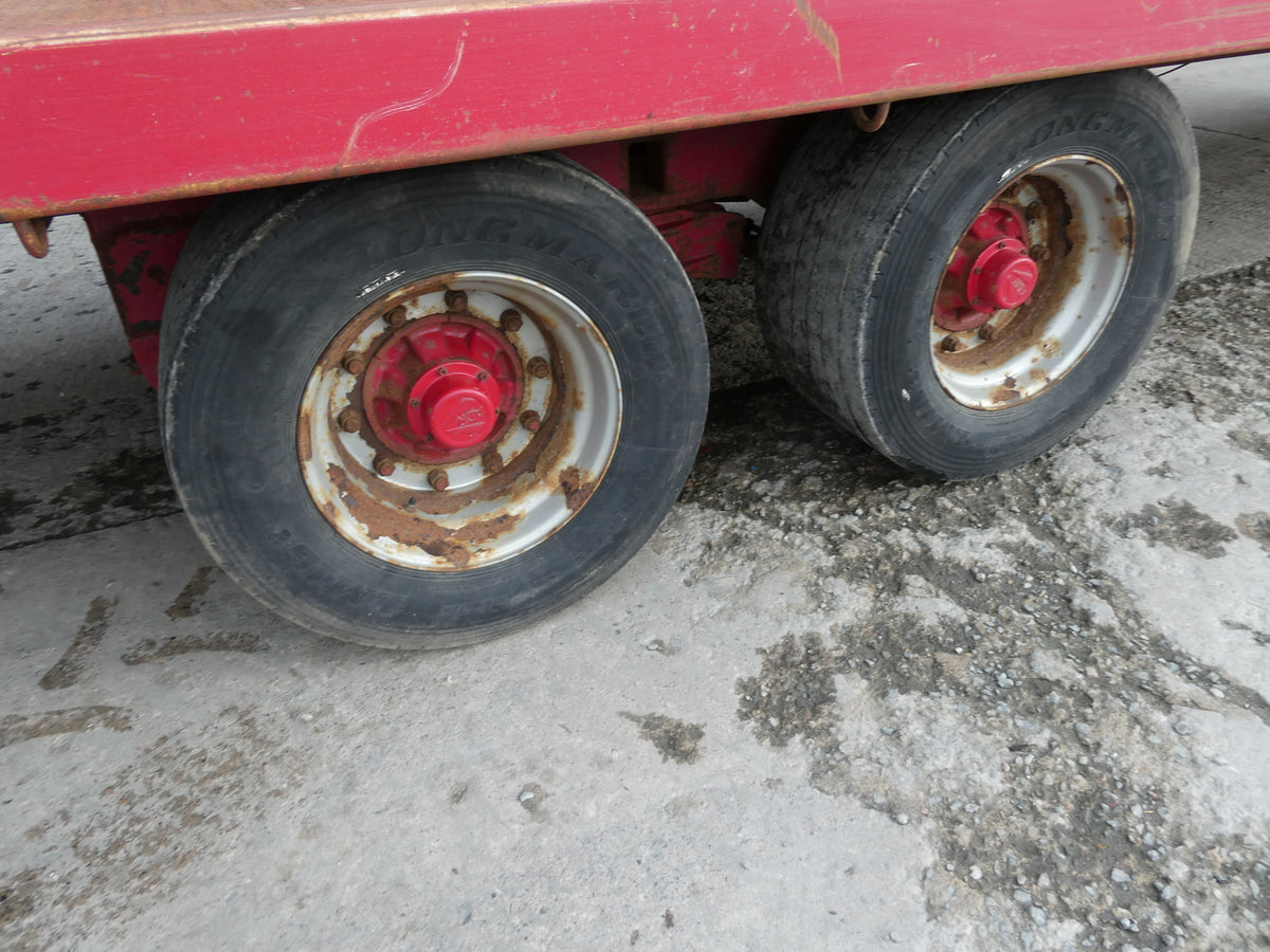 Marshall 25ft Flat trailer