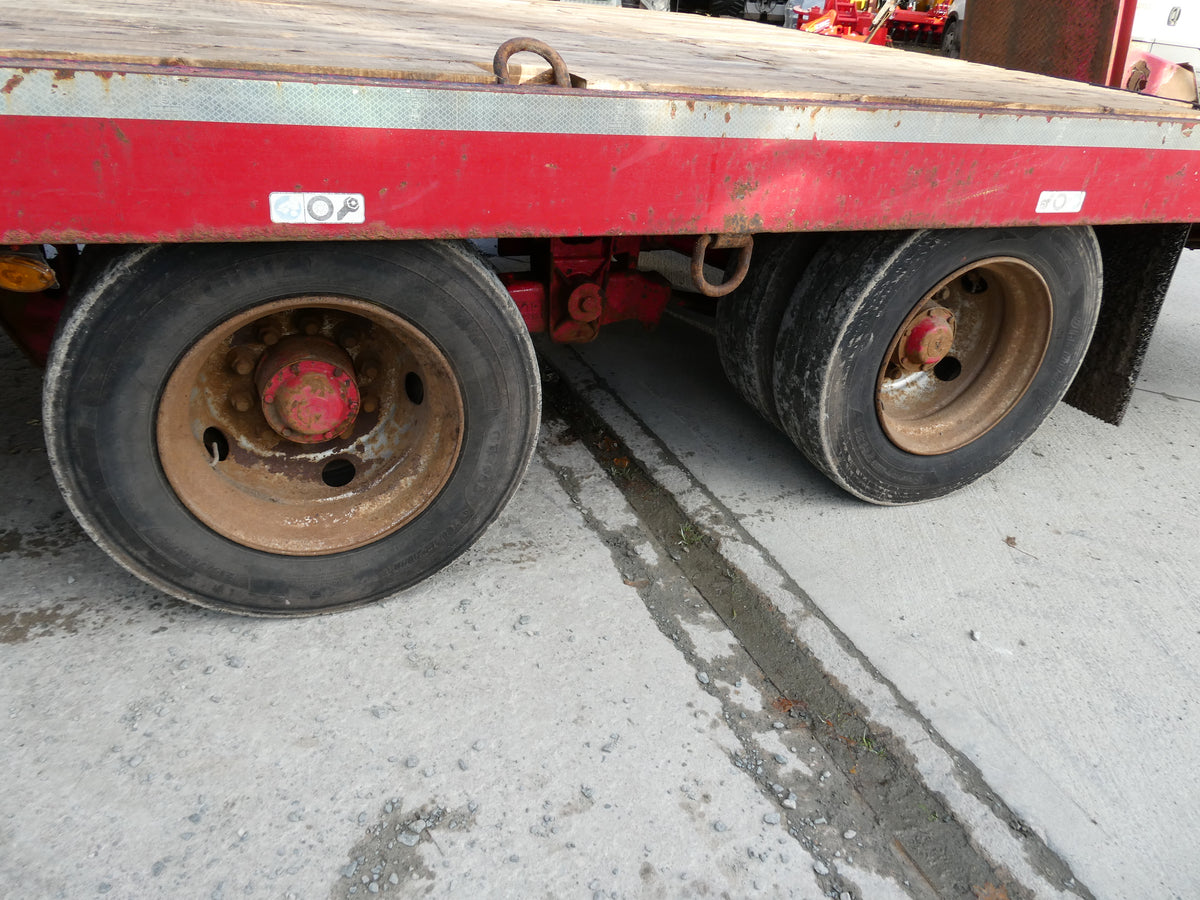 Cheiftan tandem axle low load trailer