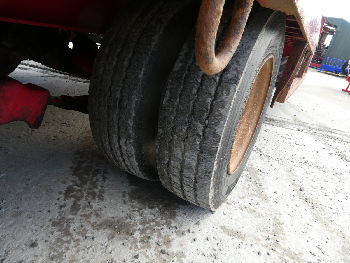 Cheiftan tandem axle low load trailer
