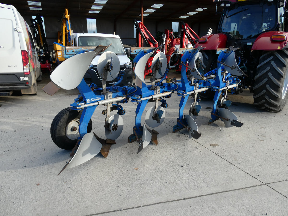 Overum 4F Reversible plough
