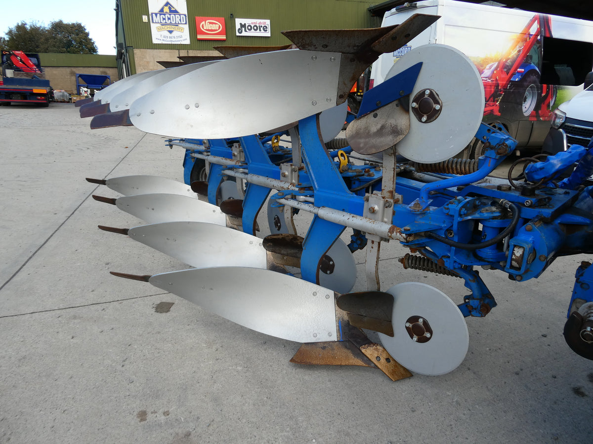 Overum 4F Reversible plough