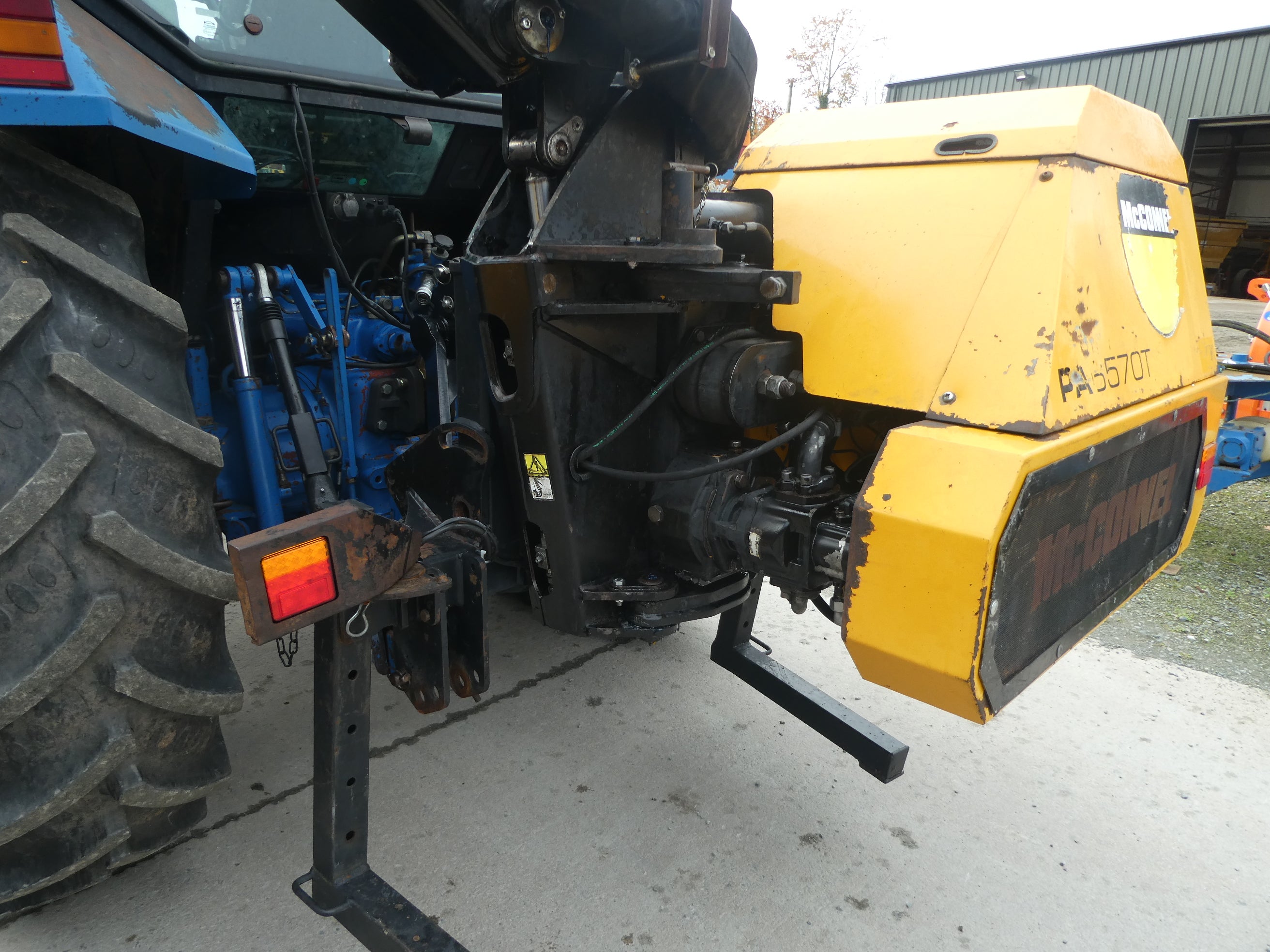 McConnel PA6570 Hedgecutter