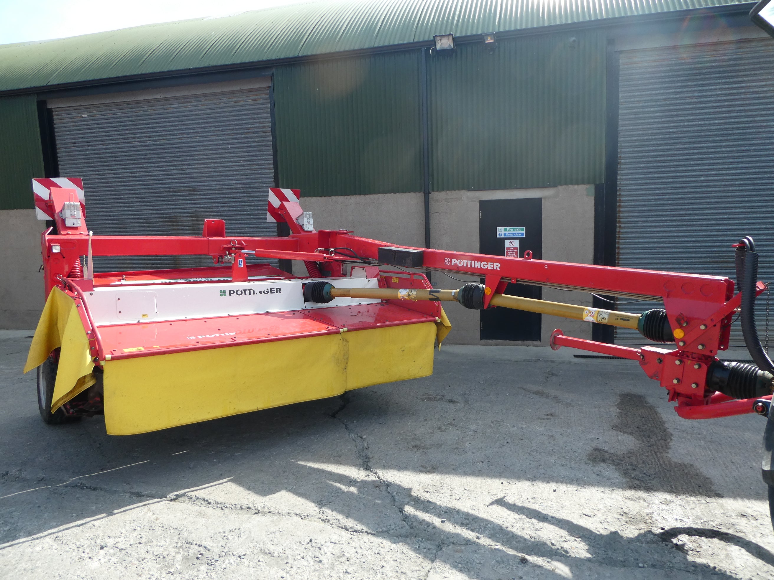 Pottinger Nova 310T Mower