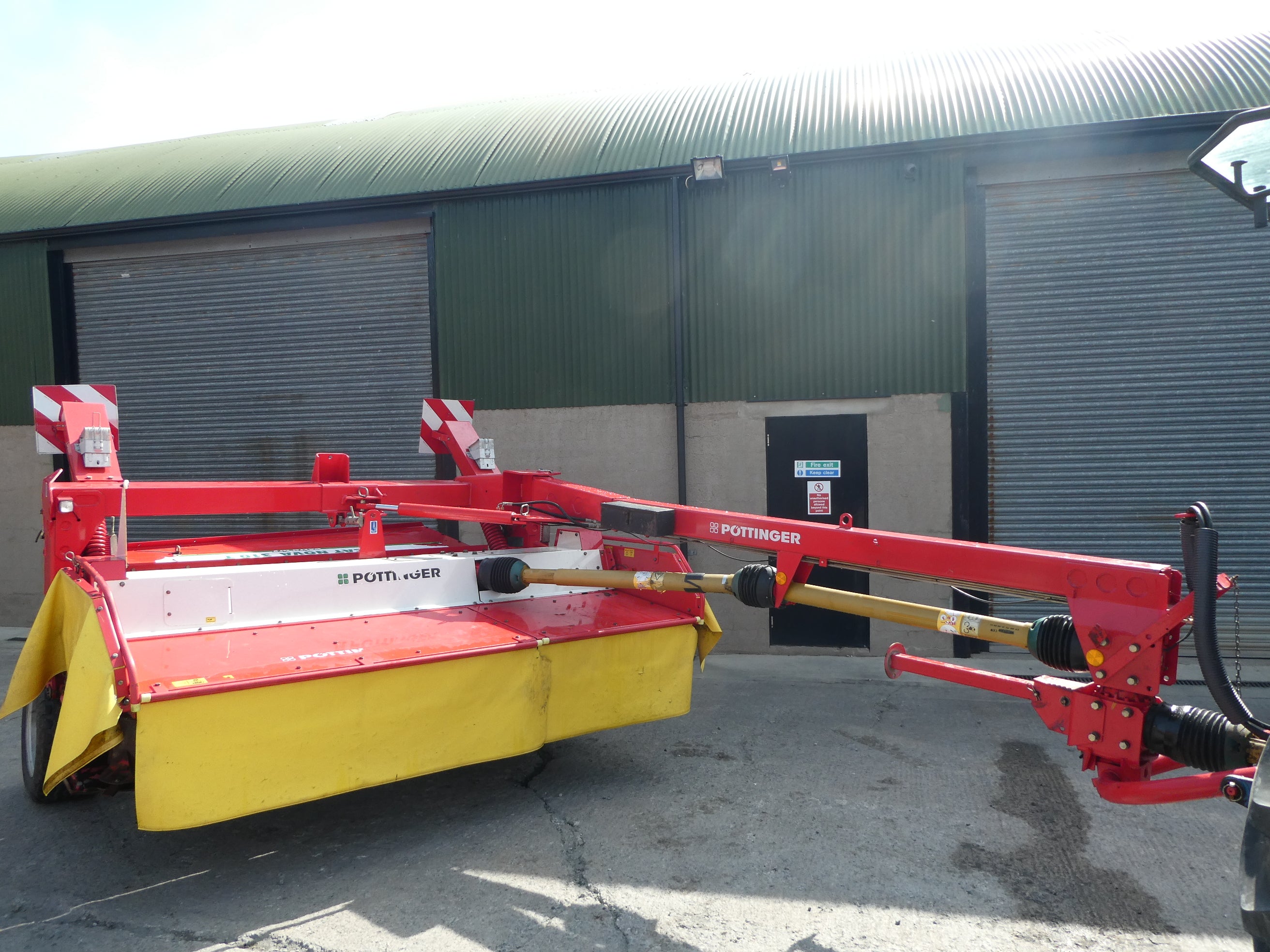 Pottinger Nova 310T Mower