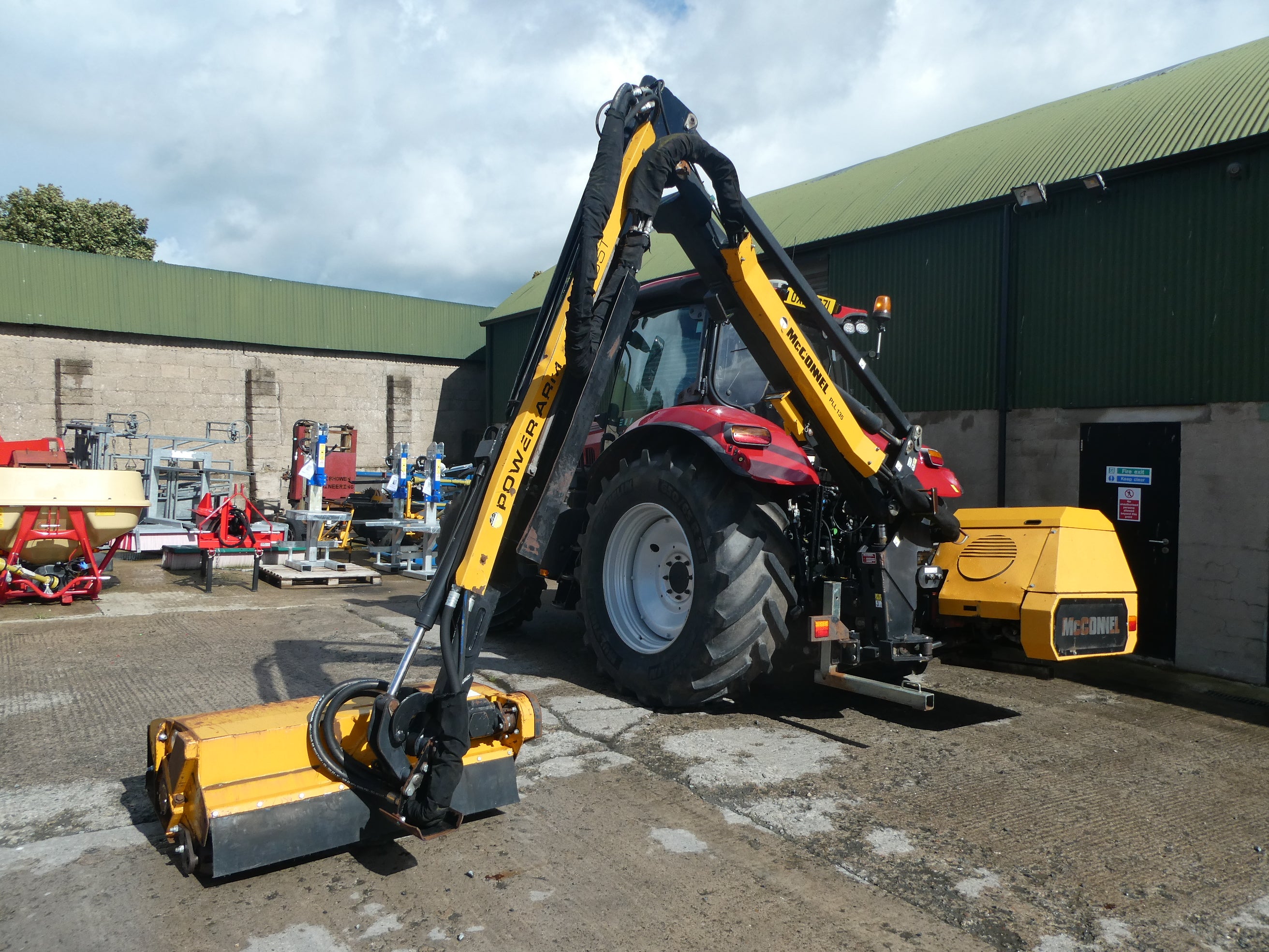 McConnel PA8085T Hedgecutter