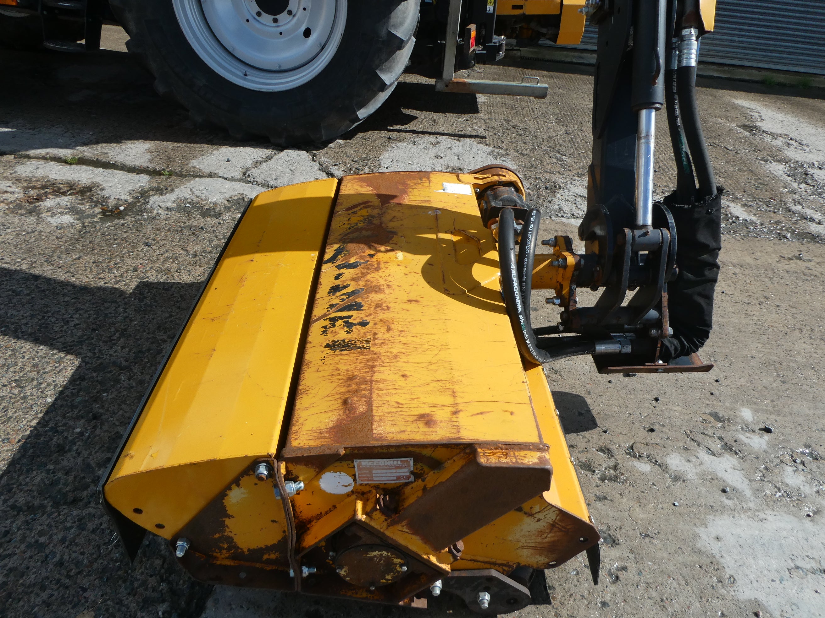 McConnel PA8085T Hedgecutter
