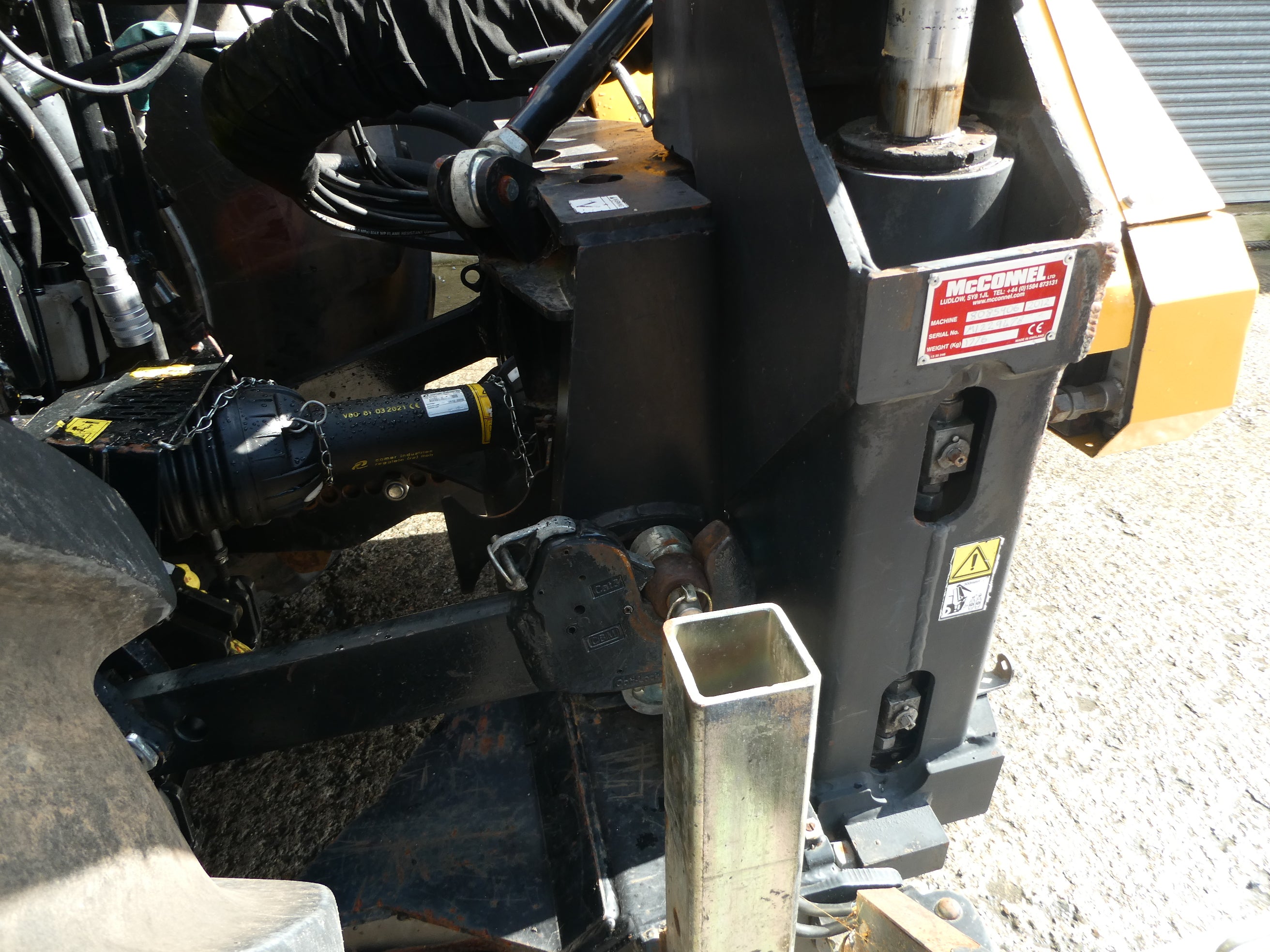McConnel PA8085T Hedgecutter