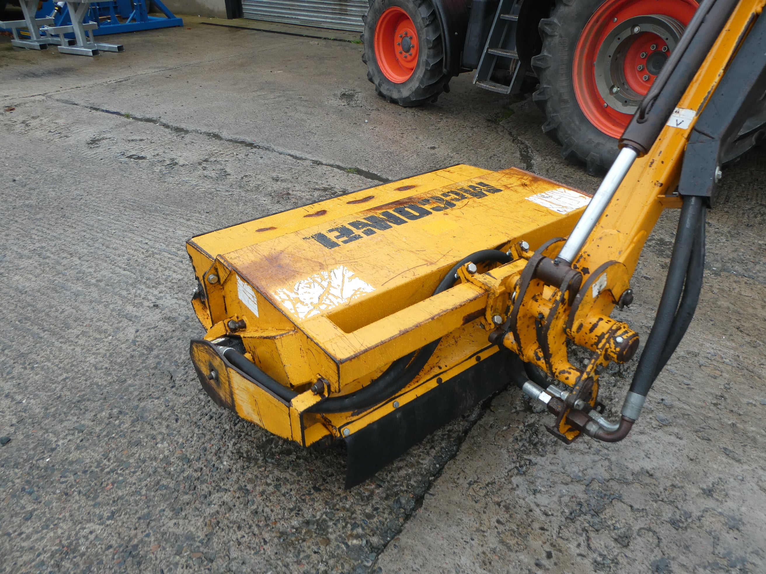 McConnel PA55  Hedgecutter