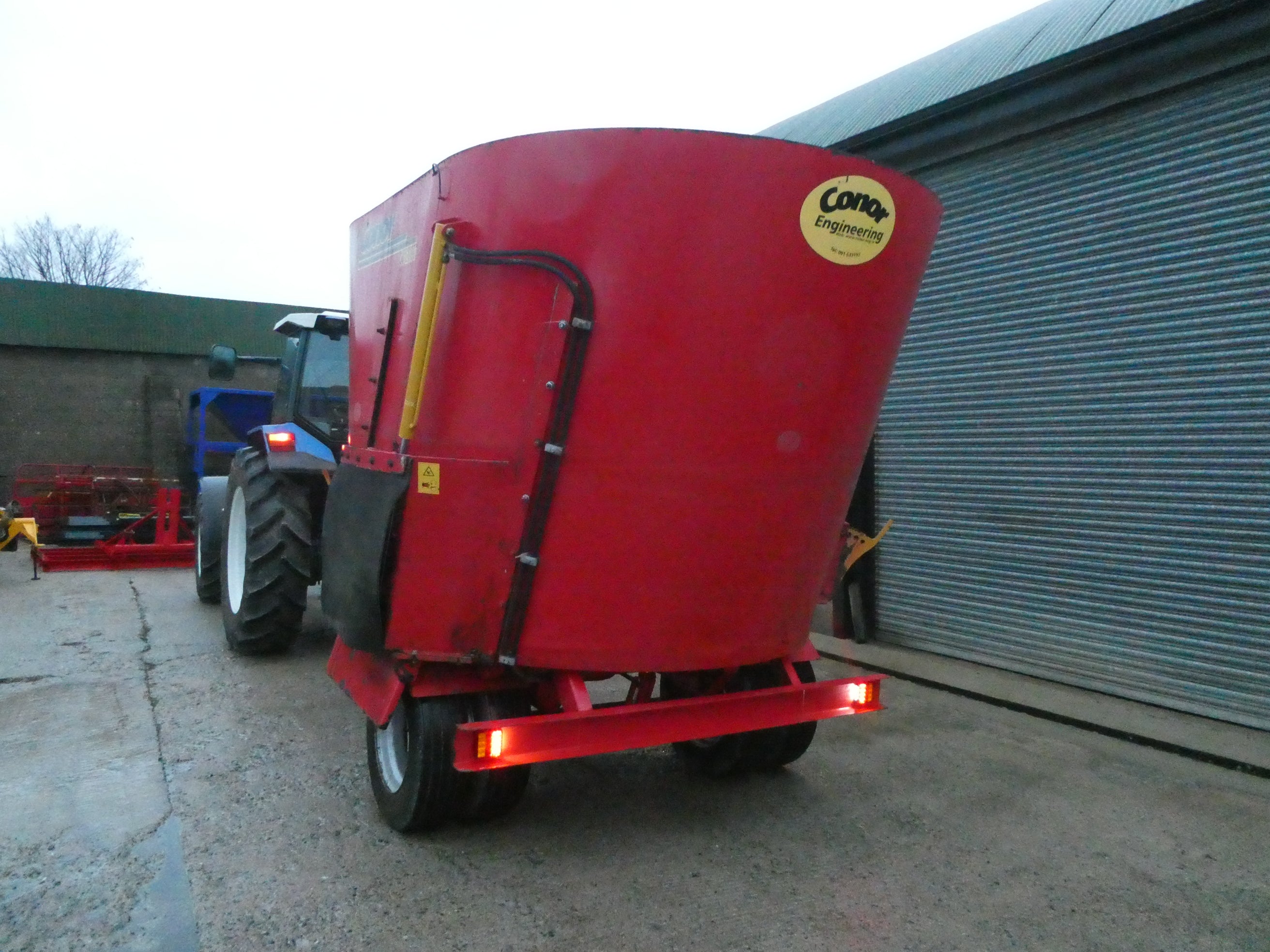 Conor Single auger Tub  feeder