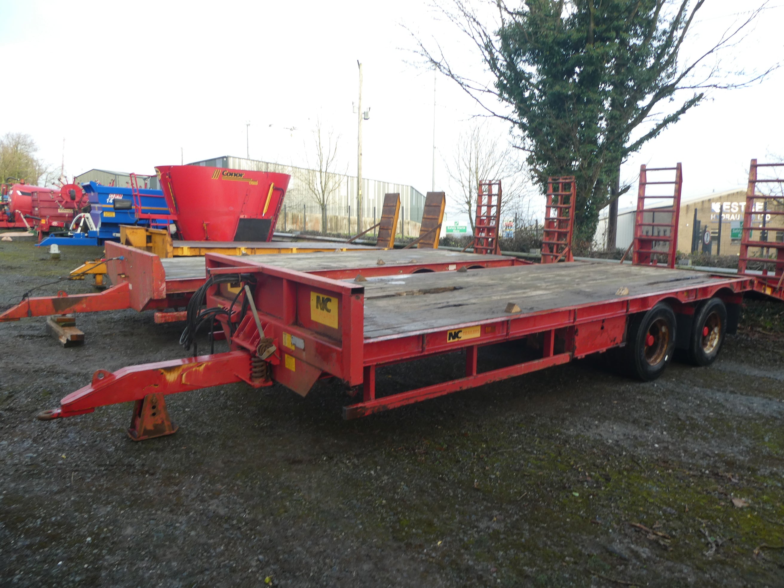 NC Used Tandem axle low loader