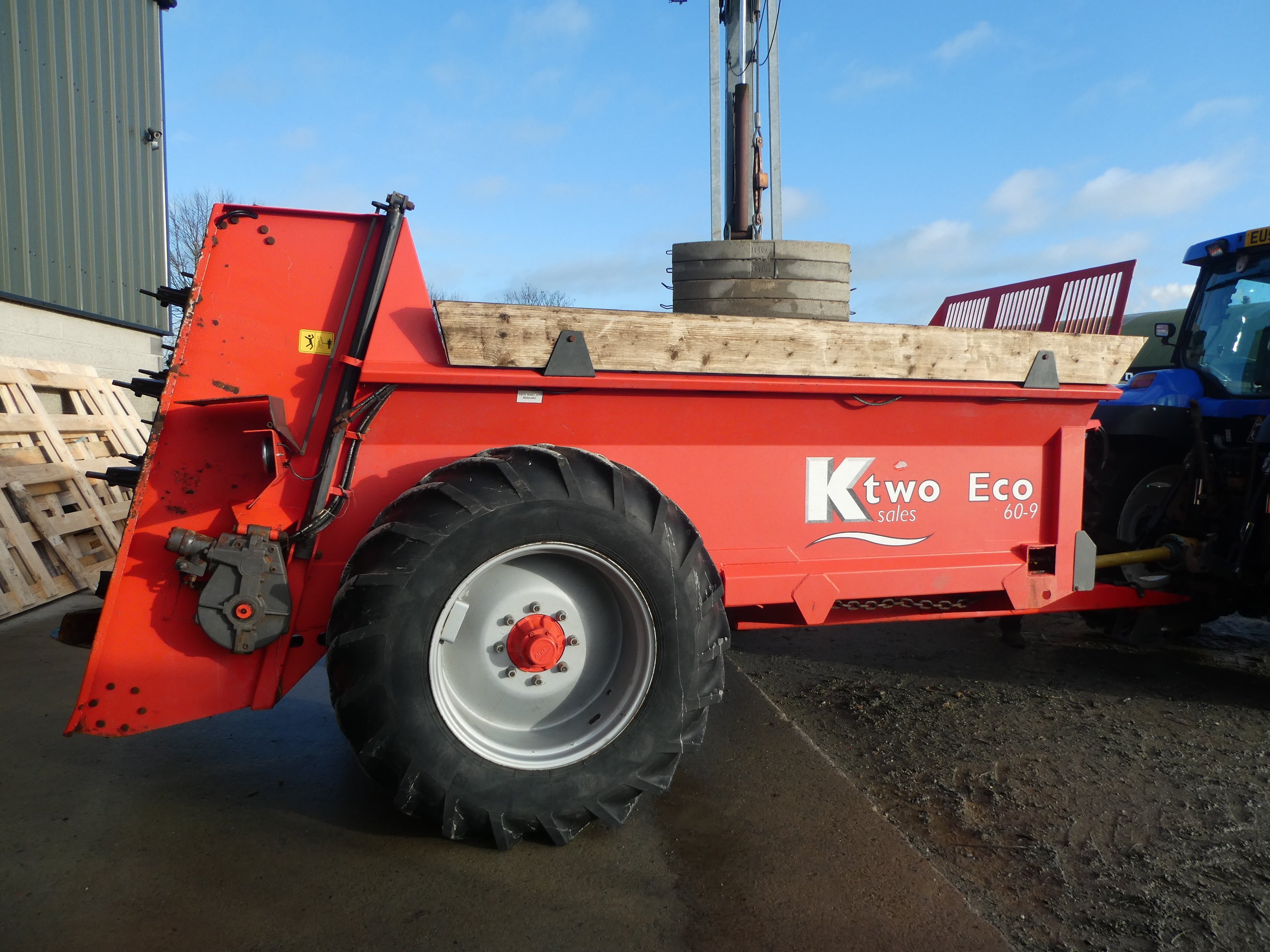 K Two rear Discharge spreader ECO 60-9