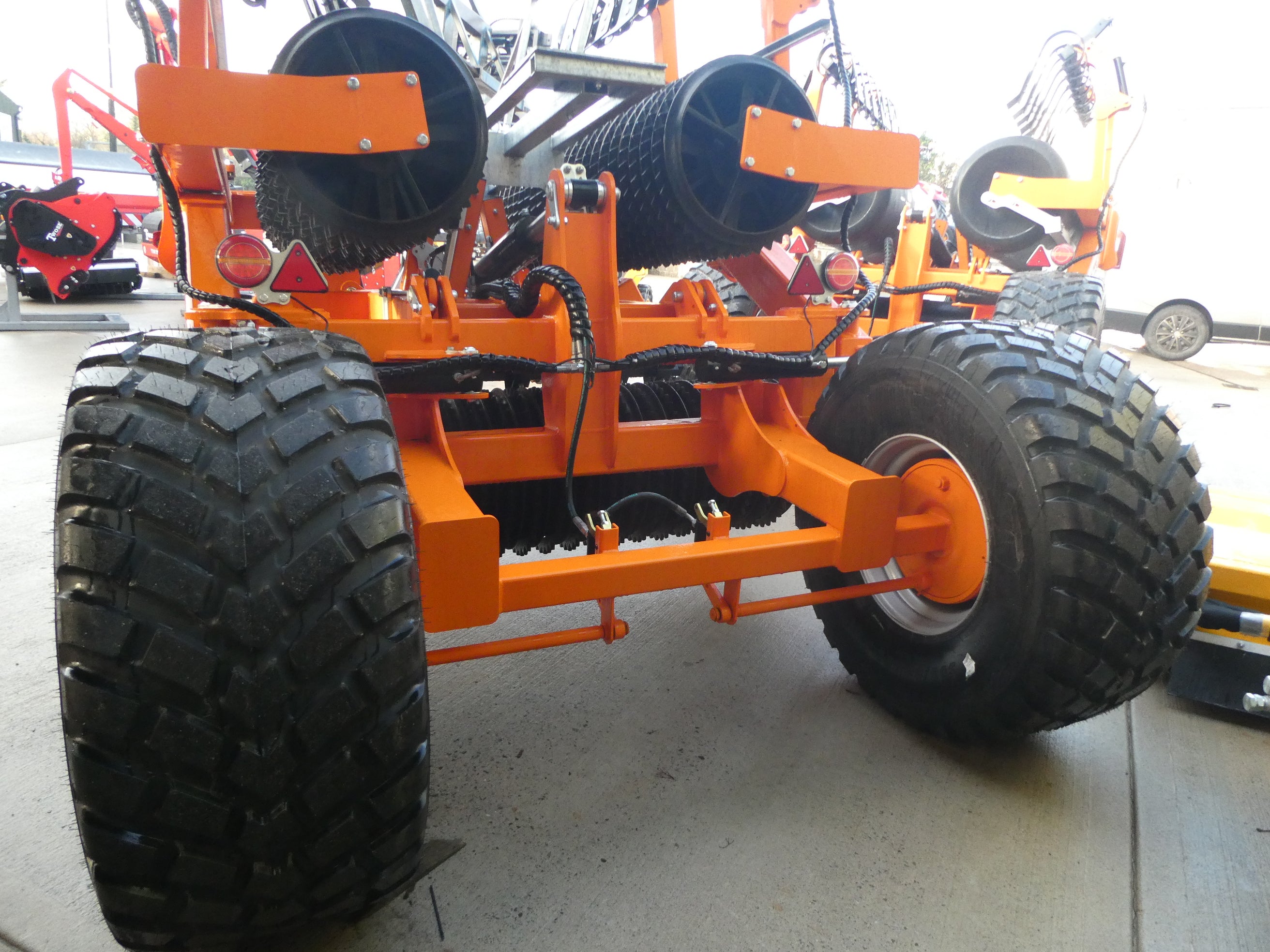 Terra Tech 630 Cambridge rolls with levelling boards