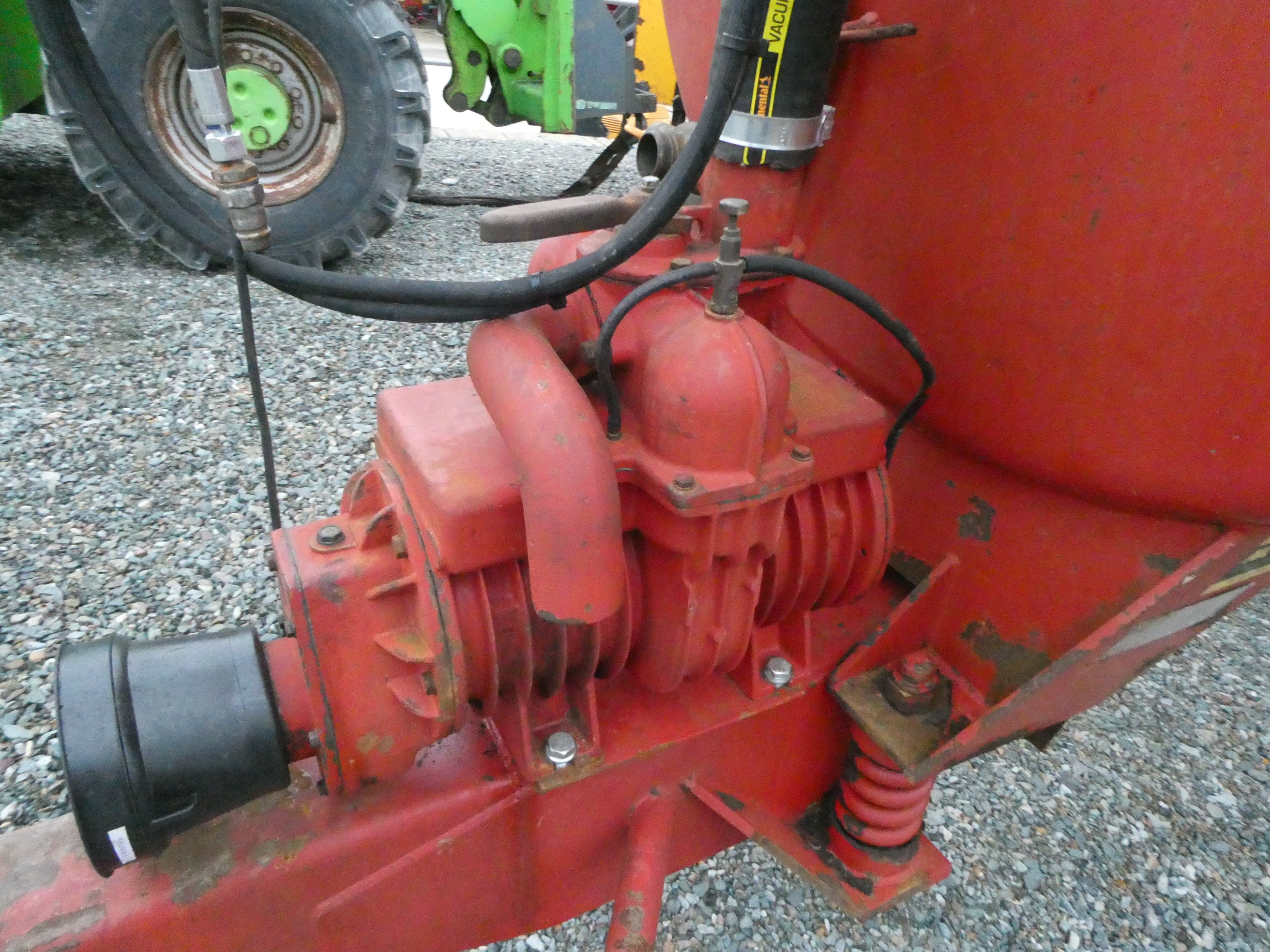 NC 2000 Gallon Slurry tanker