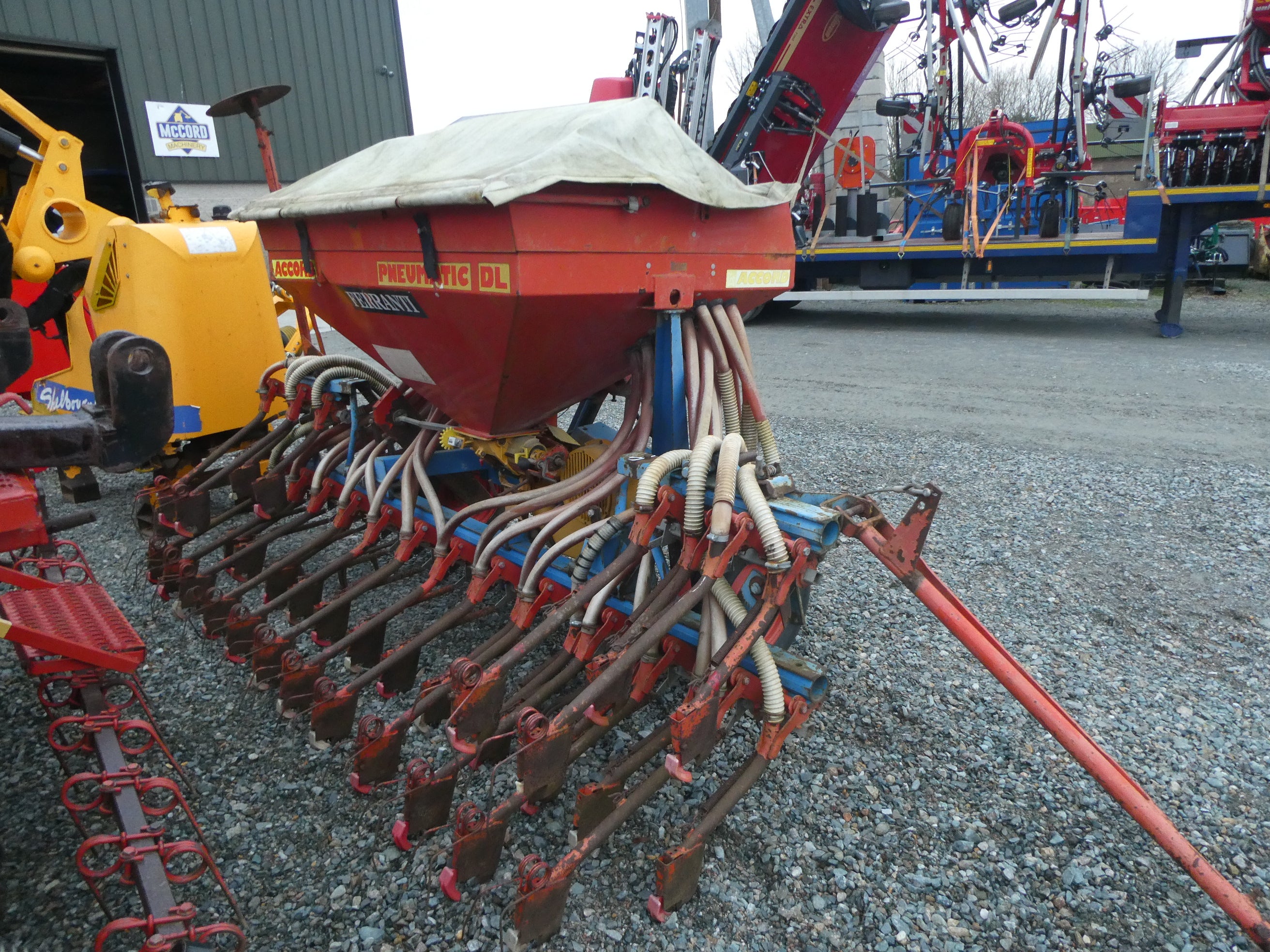 Accord 3 point linkage 4m grain drill