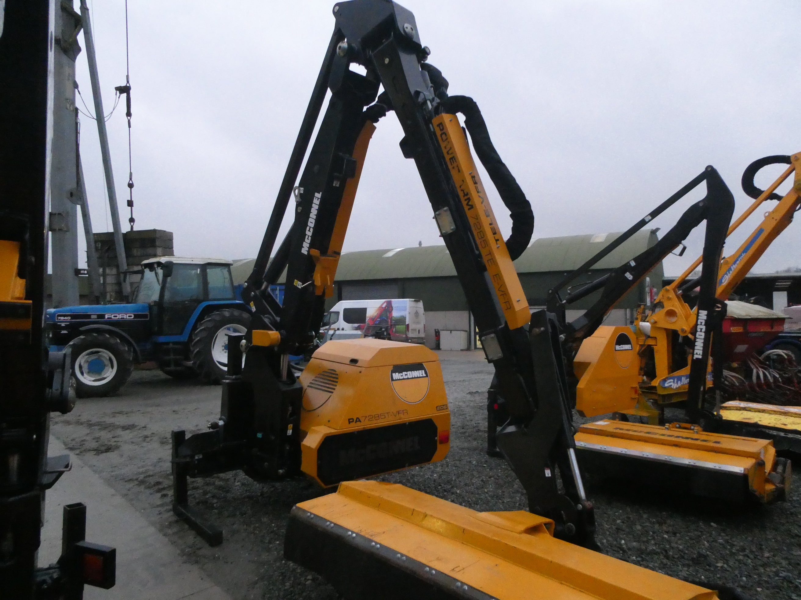 2024 McConnel PA7285 VFR Hedgecutter