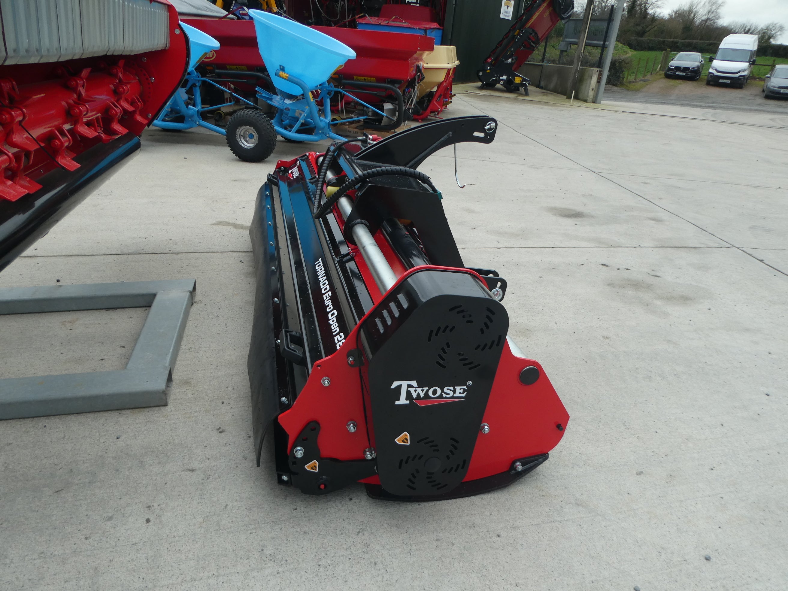 Twose Tornado 280 Open flail shredder