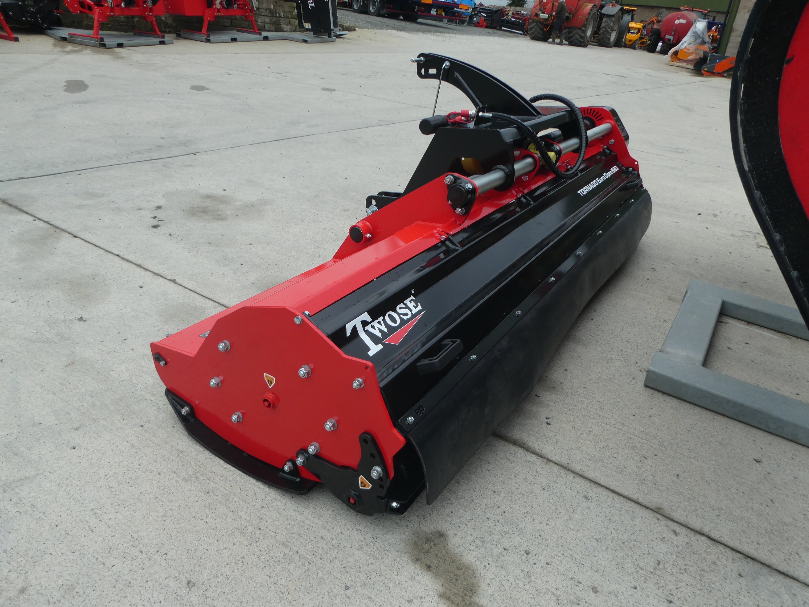 Twose Tornado 280 Open flail shredder