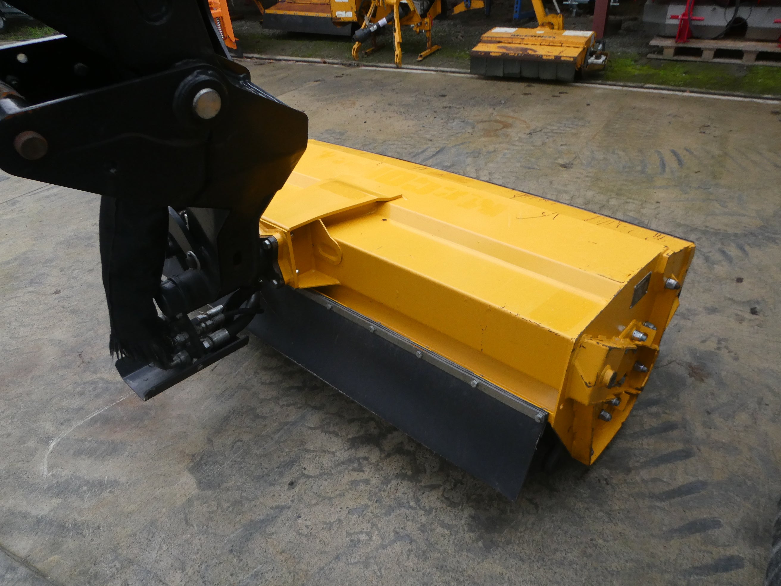 2024 McConnel PA7285 VFR Hedgecutter