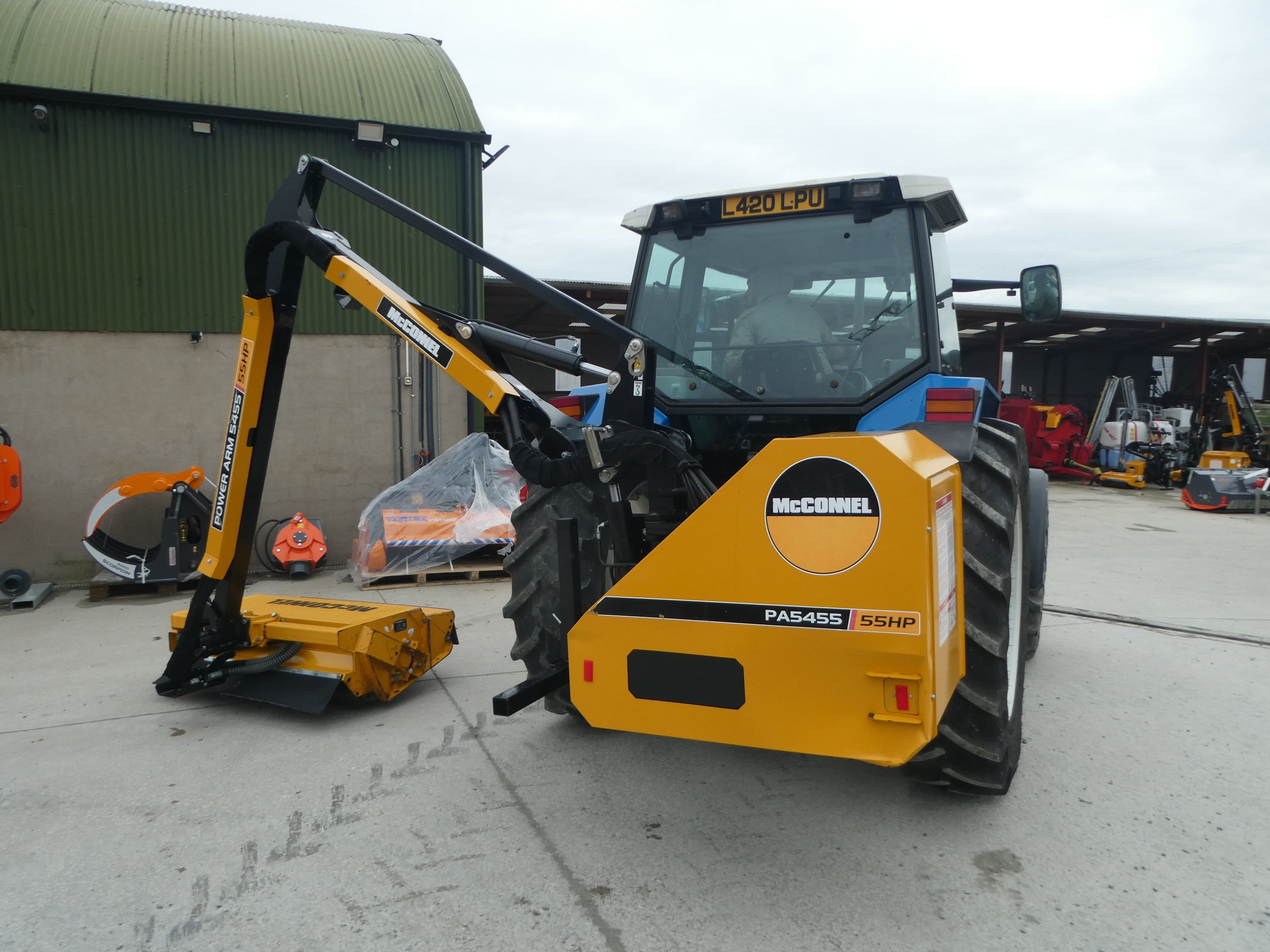 McConnel PA5455 Hedgecutter