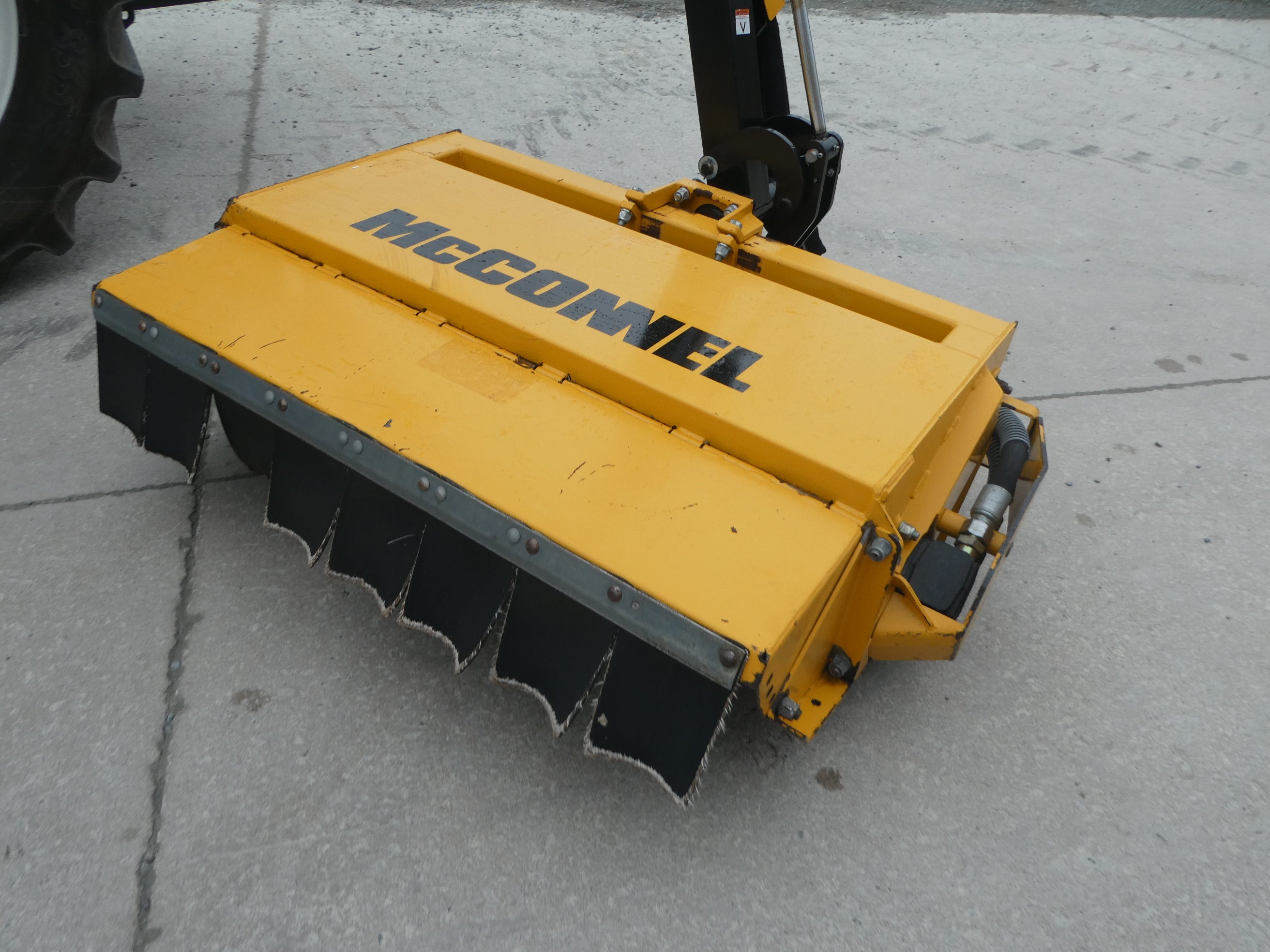 McConnel PA5455 Hedgecutter